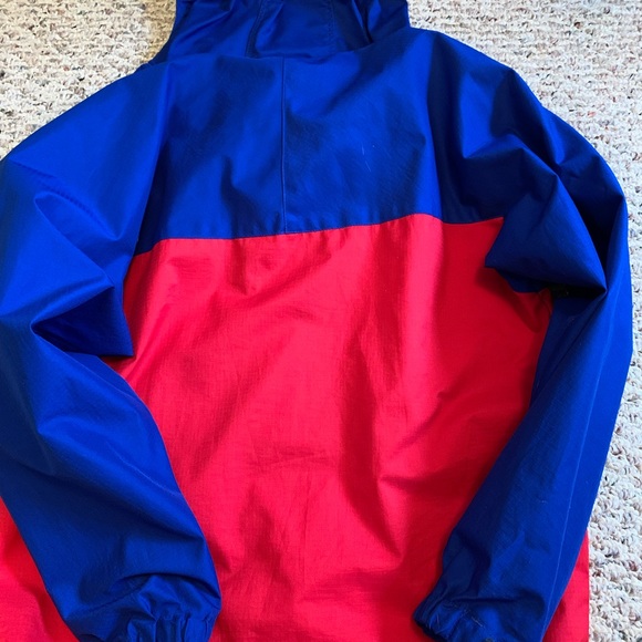 Patagonia lightweight windbreaker - Picture 7 of 7
